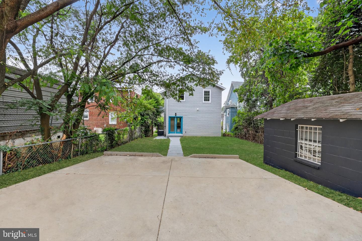 2948 MILLS AVE NE, WASHINGTON, District Of Columbia 20018, 4 Bedrooms Bedrooms, ,3 BathroomsBathrooms,Residential,For sale,2948 MILLS AVE NE,DCDC2226618 MLS # DCDC2226618