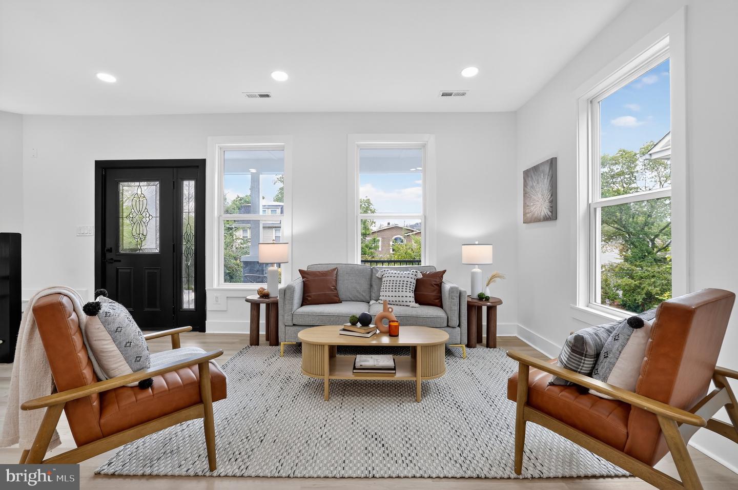 2948 MILLS AVE NE, WASHINGTON, District Of Columbia 20018, 4 Bedrooms Bedrooms, ,3 BathroomsBathrooms,Residential,For sale,2948 MILLS AVE NE,DCDC2226618 MLS # DCDC2226618