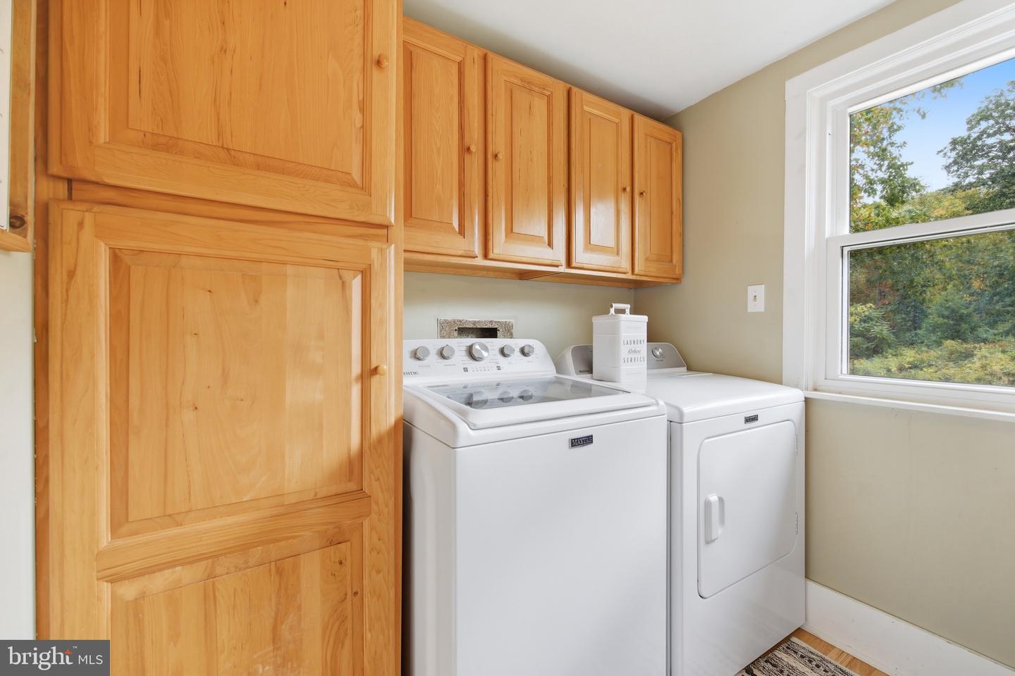 1855 E LEE HWY, NEW MARKET, Virginia 22844, 3 Bedrooms Bedrooms, ,2 BathroomsBathrooms,Residential,For sale,1855 E LEE HWY,VASH2012750 MLS # VASH2012750