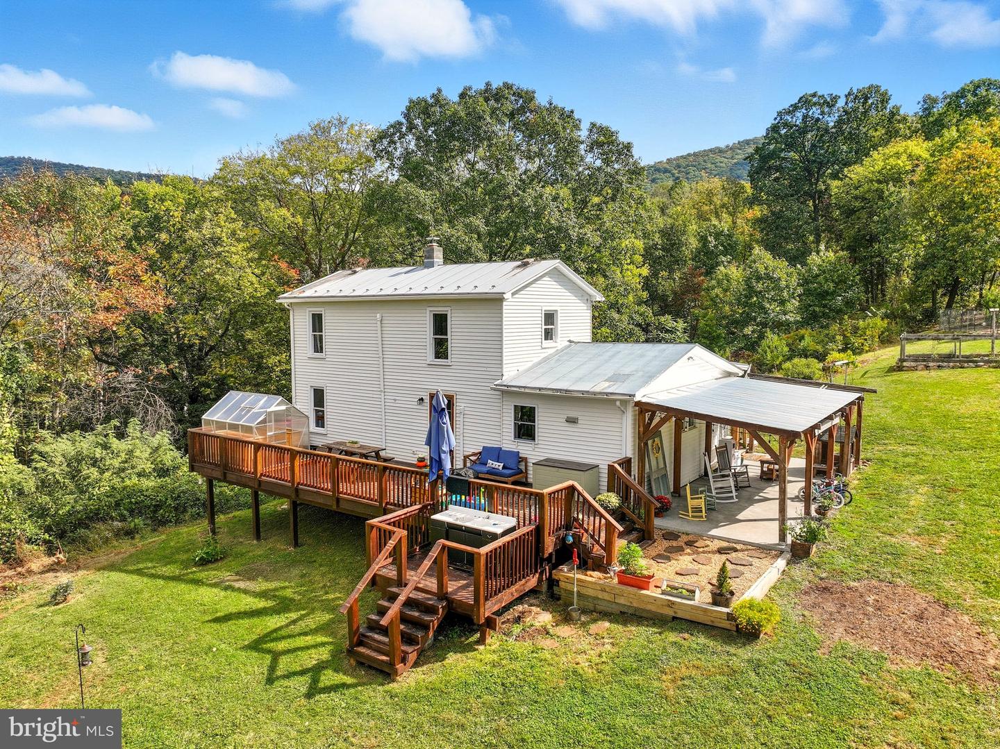 1855 E LEE HWY, NEW MARKET, Virginia 22844, 3 Bedrooms Bedrooms, ,2 BathroomsBathrooms,Residential,For sale,1855 E LEE HWY,VASH2012750 MLS # VASH2012750