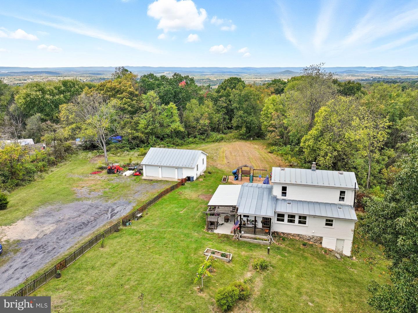 1855 E LEE HWY, NEW MARKET, Virginia 22844, 3 Bedrooms Bedrooms, ,2 BathroomsBathrooms,Residential,For sale,1855 E LEE HWY,VASH2012750 MLS # VASH2012750