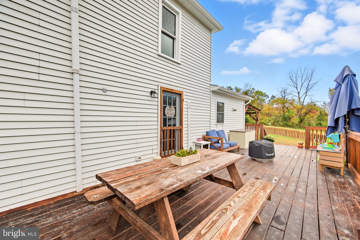 1855 E LEE HWY, NEW MARKET, Virginia 22844, 3 Bedrooms Bedrooms, ,2 BathroomsBathrooms,Residential,For sale,1855 E LEE HWY,VASH2012750 MLS # VASH2012750