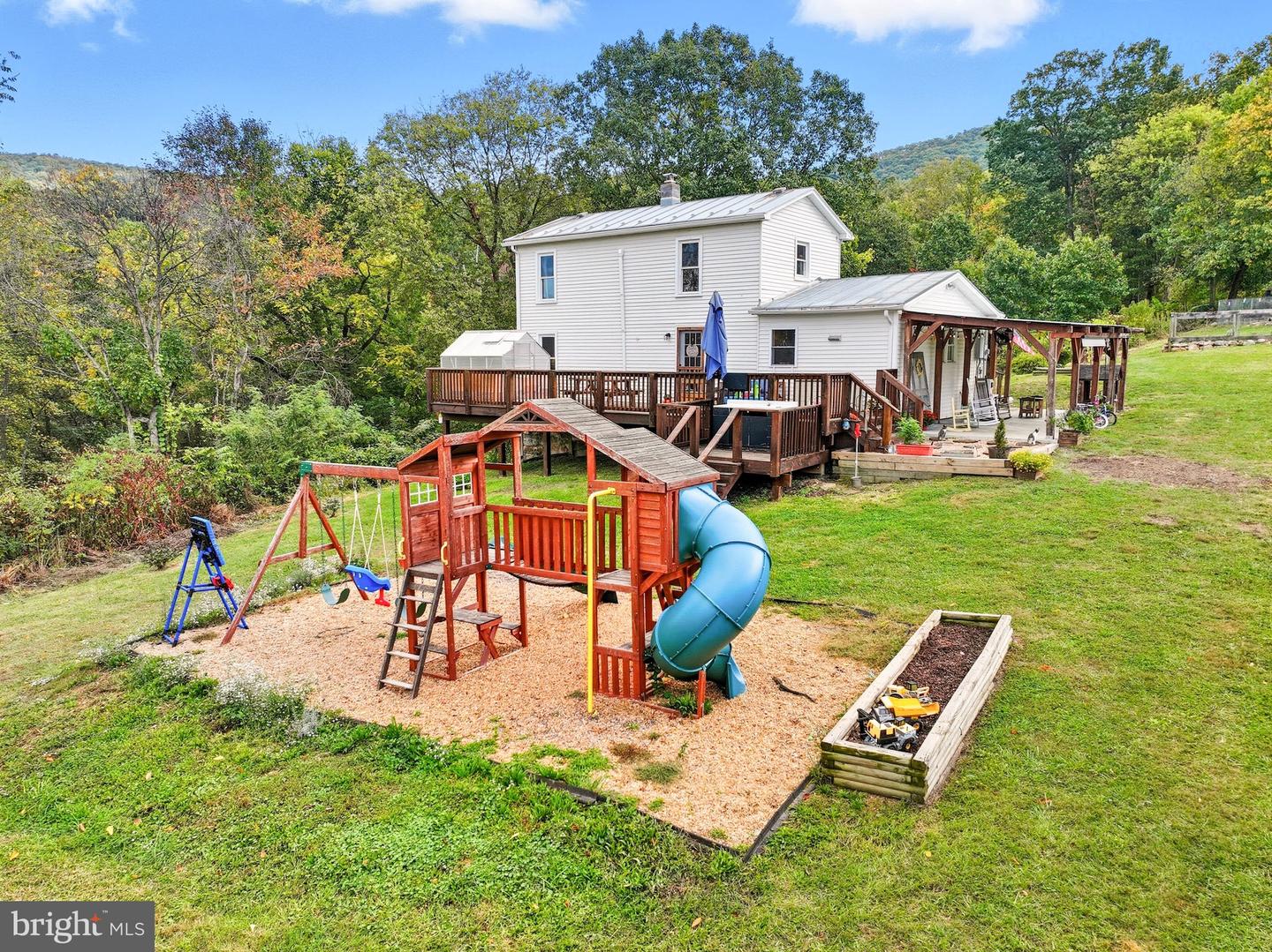1855 E LEE HWY, NEW MARKET, Virginia 22844, 3 Bedrooms Bedrooms, ,2 BathroomsBathrooms,Residential,For sale,1855 E LEE HWY,VASH2012750 MLS # VASH2012750