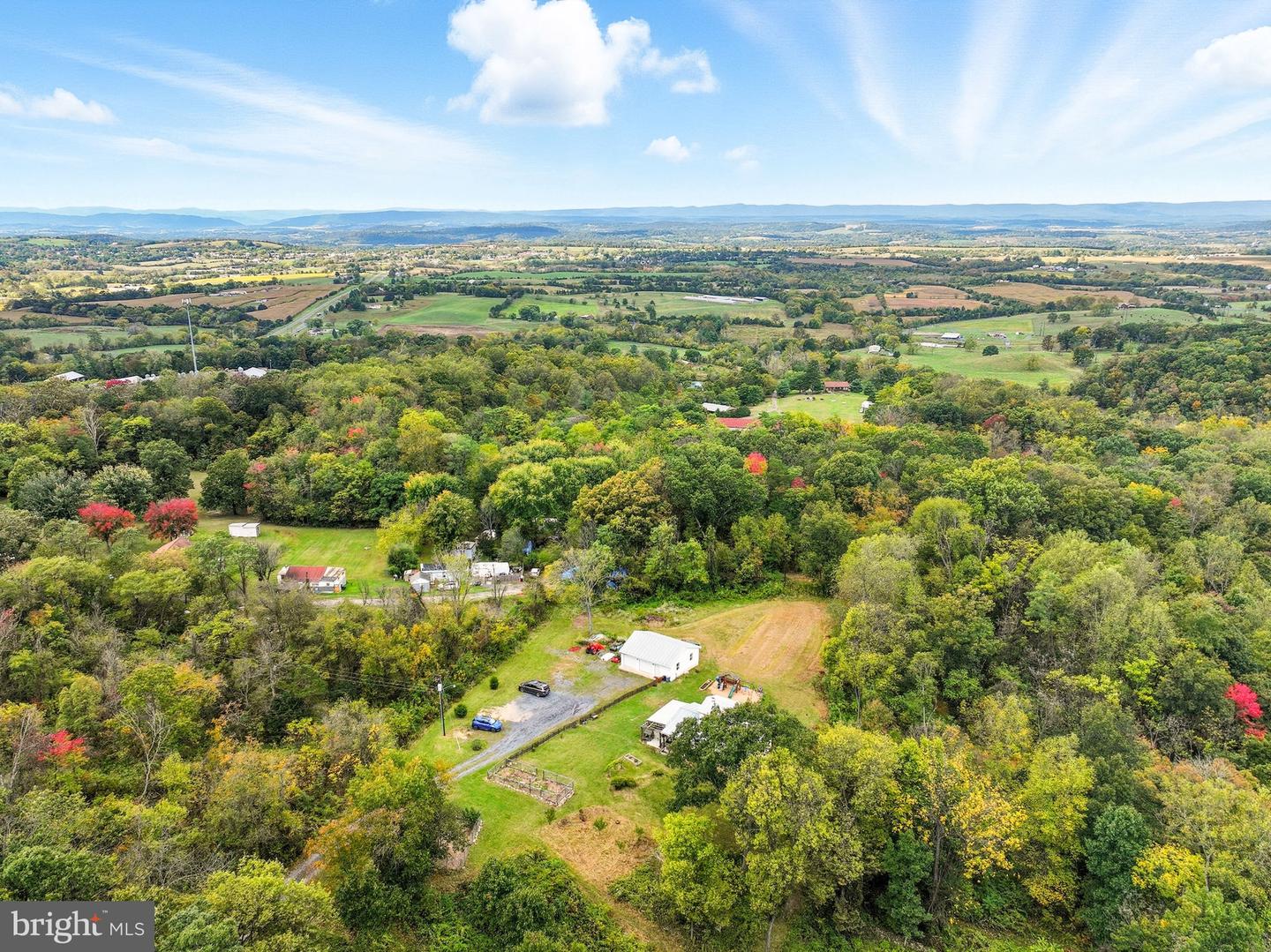 1855 E LEE HWY, NEW MARKET, Virginia 22844, 3 Bedrooms Bedrooms, ,2 BathroomsBathrooms,Residential,For sale,1855 E LEE HWY,VASH2012750 MLS # VASH2012750