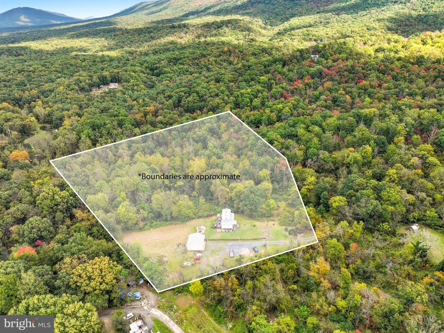1855 E LEE HWY, NEW MARKET, Virginia 22844, 3 Bedrooms Bedrooms, ,2 BathroomsBathrooms,Residential,For sale,1855 E LEE HWY,VASH2012750 MLS # VASH2012750