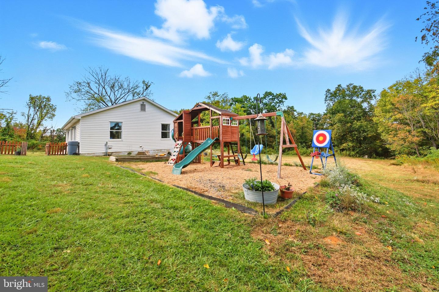 1855 E LEE HWY, NEW MARKET, Virginia 22844, 3 Bedrooms Bedrooms, ,2 BathroomsBathrooms,Residential,For sale,1855 E LEE HWY,VASH2012750 MLS # VASH2012750