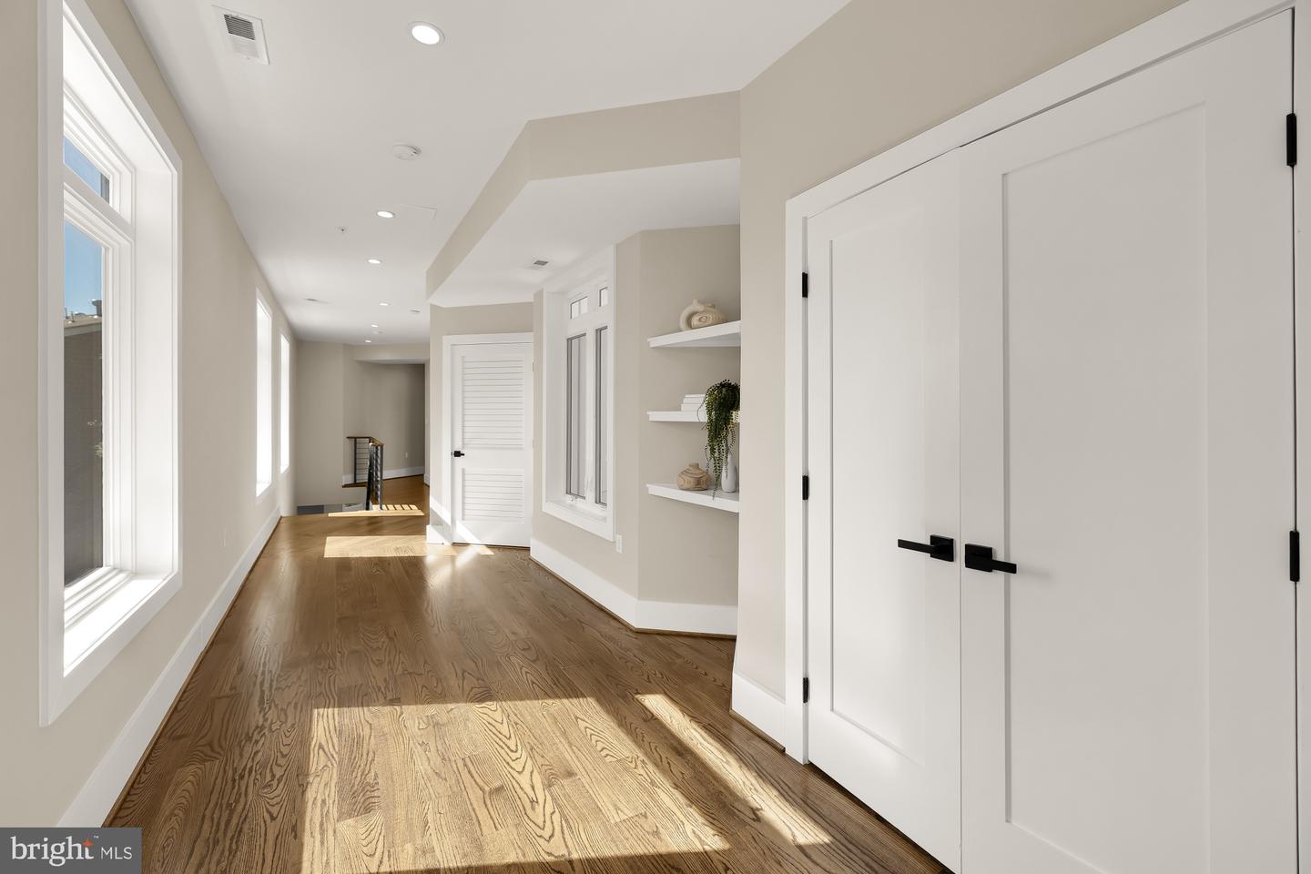 3015 26TH ST NE, WASHINGTON, District Of Columbia 20018, 5 Bedrooms Bedrooms, ,3 BathroomsBathrooms,Residential,For sale,3015 26TH ST NE,DCDC2226620 MLS # DCDC2226620