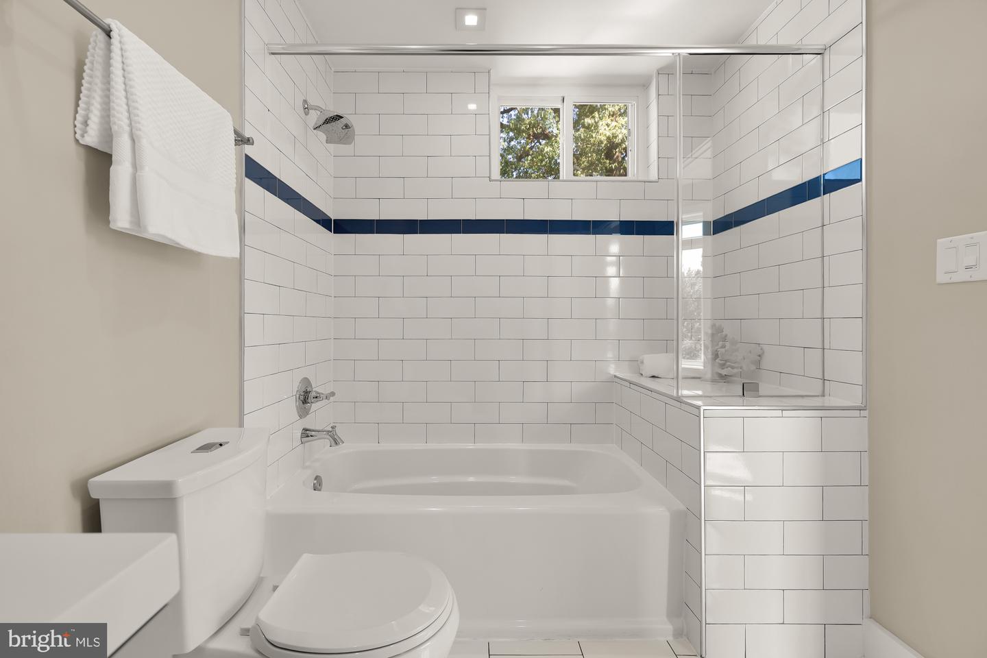 3015 26TH ST NE, WASHINGTON, District Of Columbia 20018, 5 Bedrooms Bedrooms, ,3 BathroomsBathrooms,Residential,For sale,3015 26TH ST NE,DCDC2226620 MLS # DCDC2226620