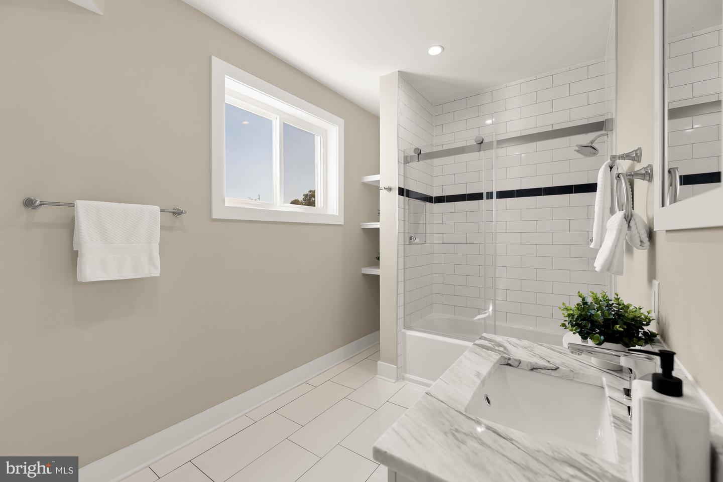 3015 26TH ST NE, WASHINGTON, District Of Columbia 20018, 5 Bedrooms Bedrooms, ,3 BathroomsBathrooms,Residential,For sale,3015 26TH ST NE,DCDC2226620 MLS # DCDC2226620