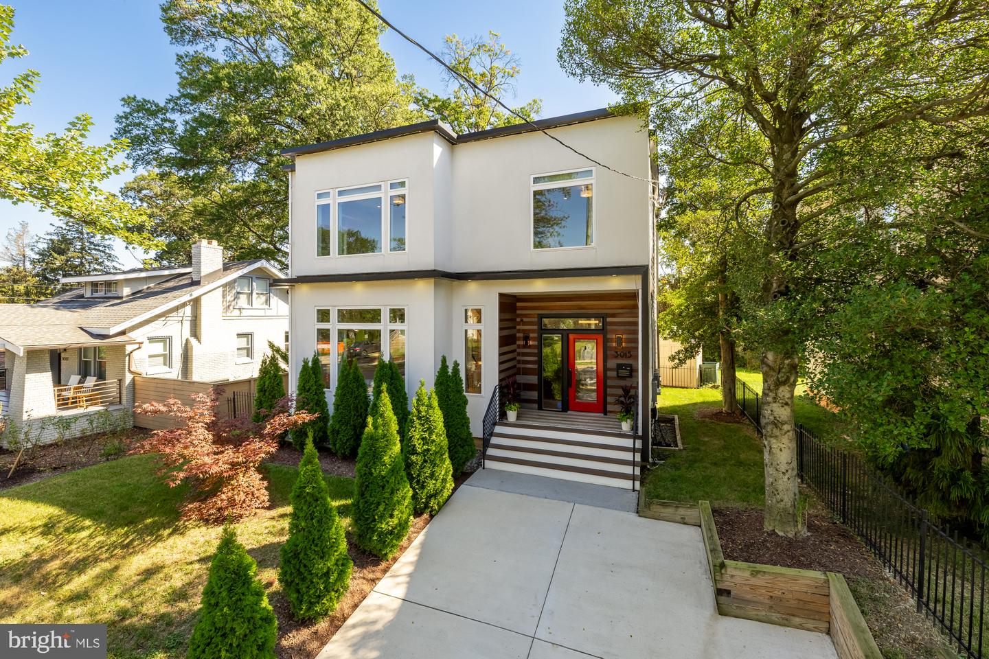 3015 26TH ST NE, WASHINGTON, District Of Columbia 20018, 5 Bedrooms Bedrooms, ,3 BathroomsBathrooms,Residential,For sale,3015 26TH ST NE,DCDC2226620 MLS # DCDC2226620