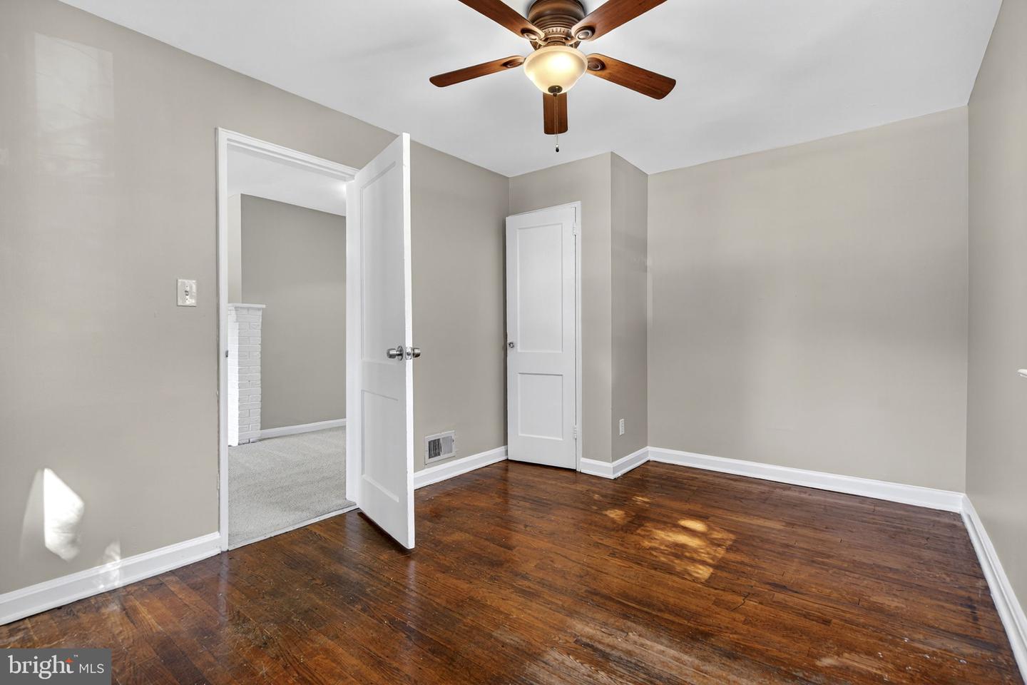 2716 SCHOOL ST, ALEXANDRIA, Virginia 22303, 3 Bedrooms Bedrooms, ,2 BathroomsBathrooms,Residential,For sale,2716 SCHOOL ST,VAFX2273966 MLS # VAFX2273966