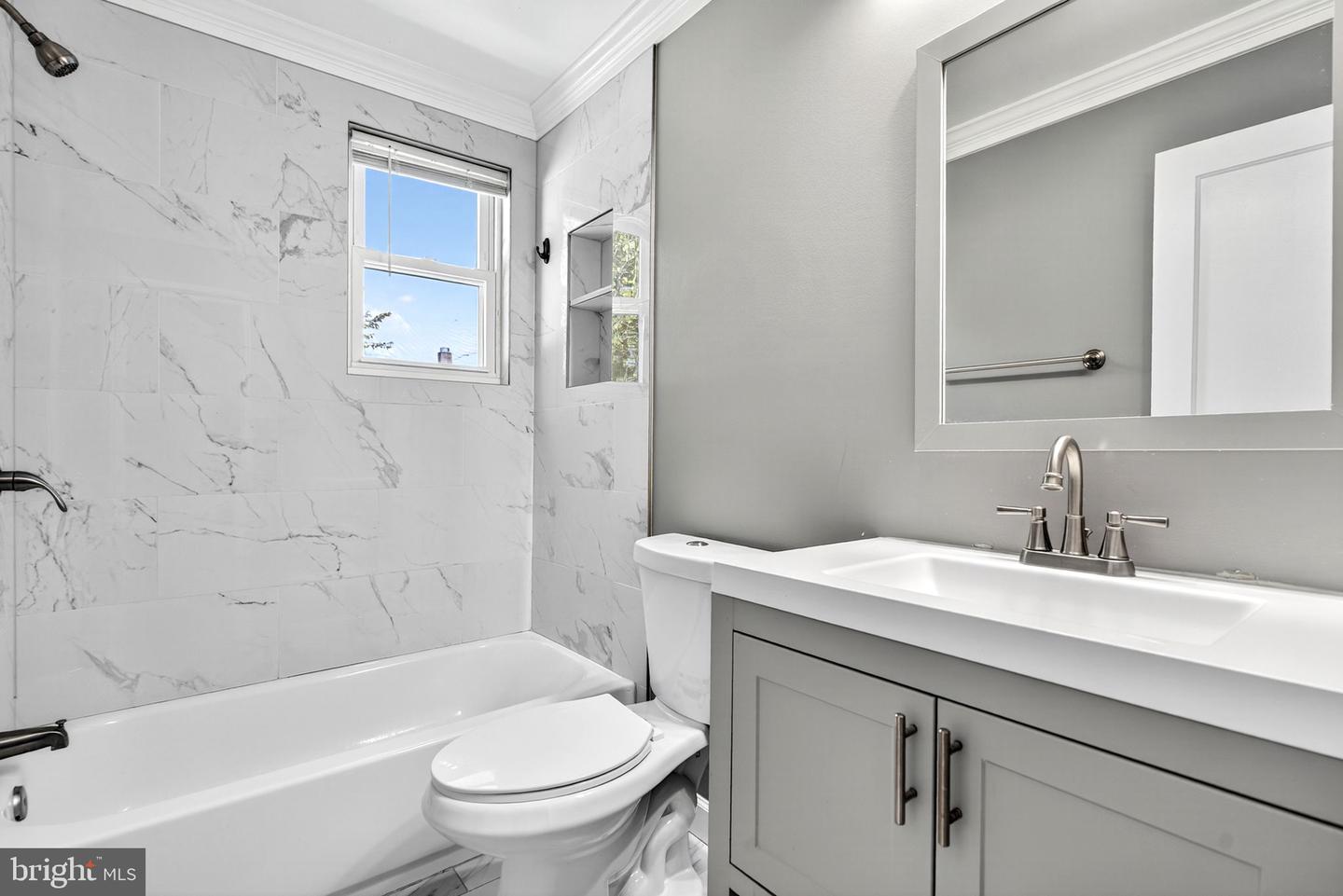 2716 SCHOOL ST, ALEXANDRIA, Virginia 22303, 3 Bedrooms Bedrooms, ,2 BathroomsBathrooms,Residential,For sale,2716 SCHOOL ST,VAFX2273966 MLS # VAFX2273966