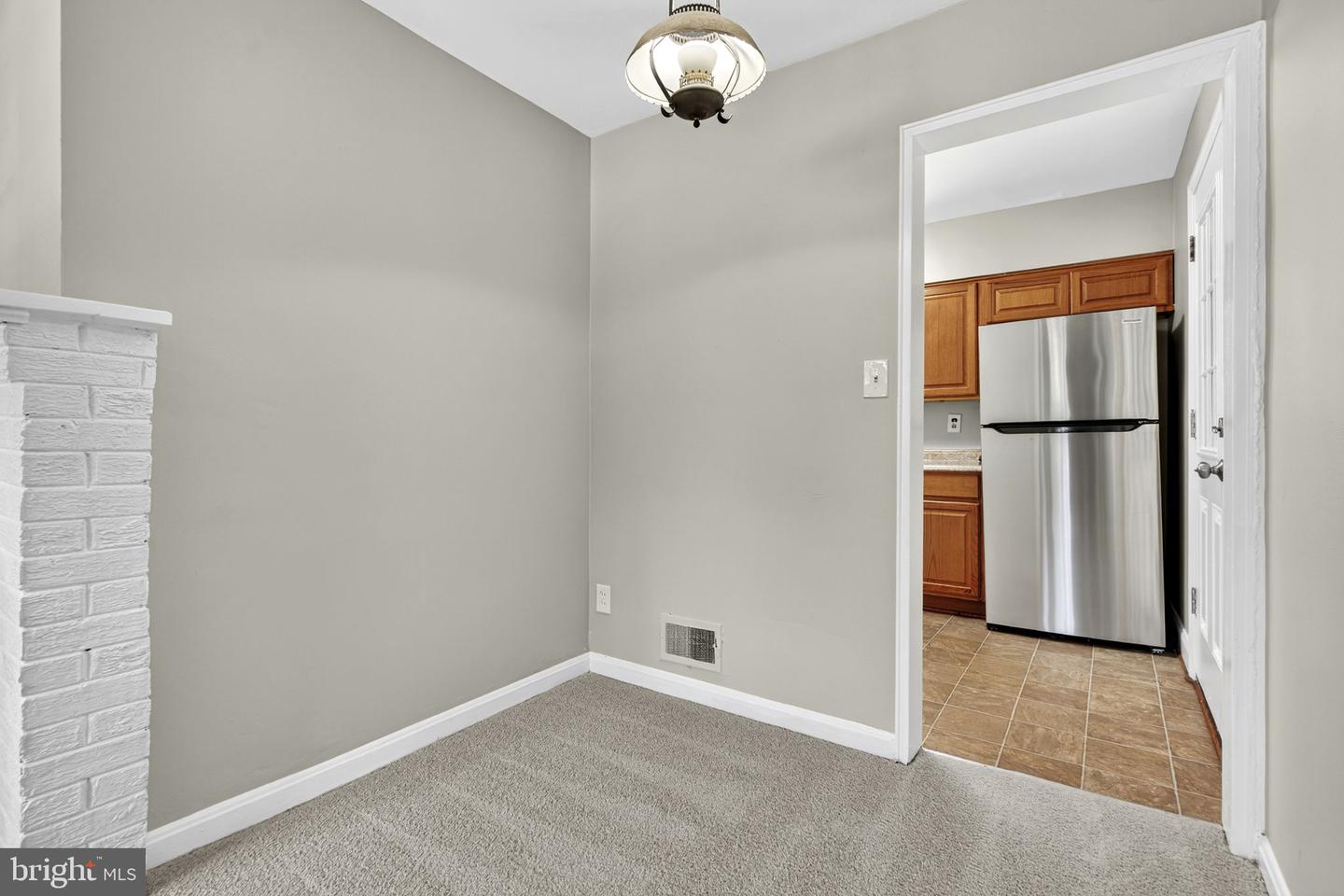 2716 SCHOOL ST, ALEXANDRIA, Virginia 22303, 3 Bedrooms Bedrooms, ,2 BathroomsBathrooms,Residential,For sale,2716 SCHOOL ST,VAFX2273966 MLS # VAFX2273966