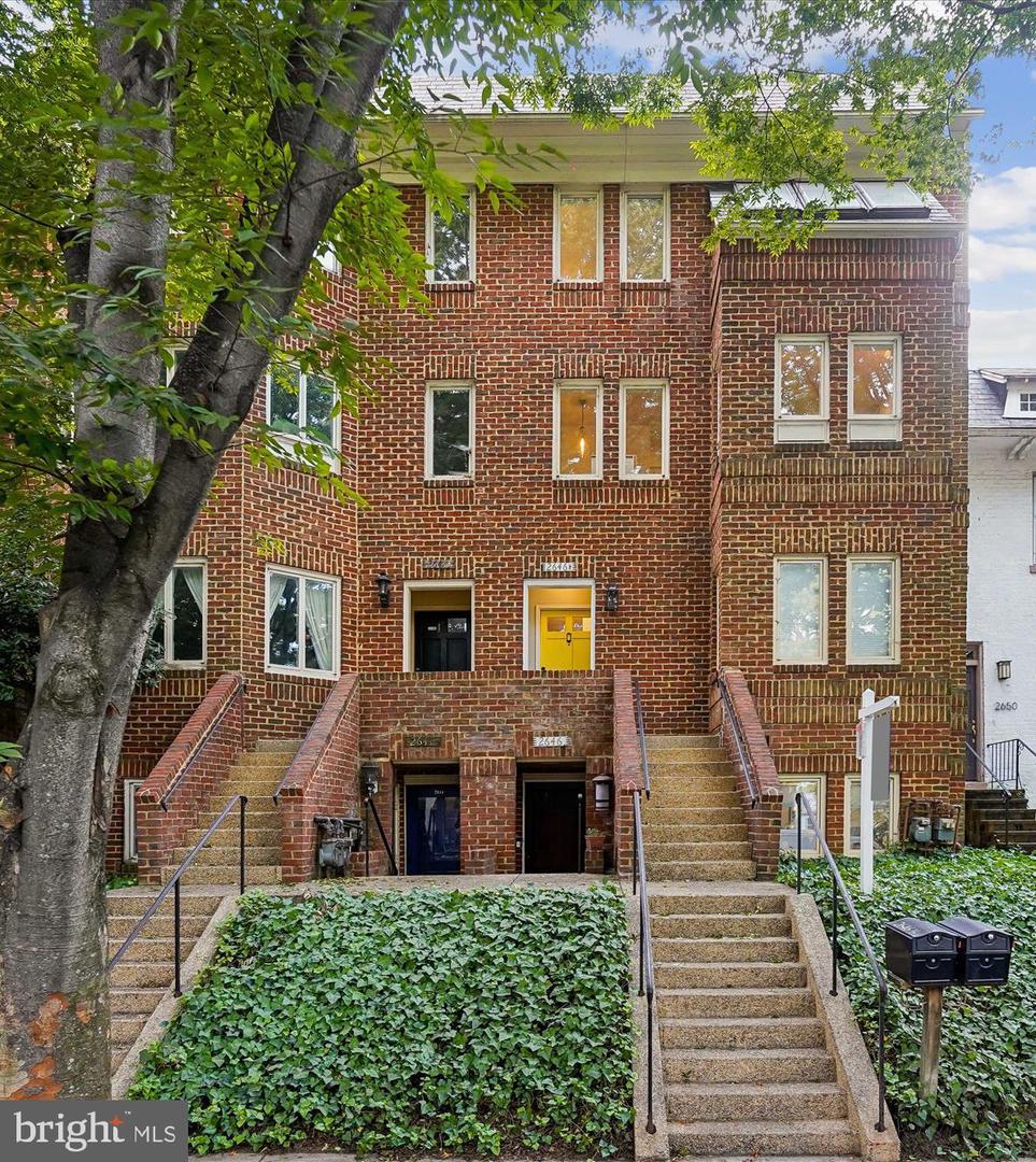 2646 WOODLEY PL NW #1/2, WASHINGTON, District Of Columbia 20008, 3 Bedrooms Bedrooms, ,2 BathroomsBathrooms,Residential,For sale,2646 WOODLEY PL NW #1/2,DCDC2226632 MLS # DCDC2226632
