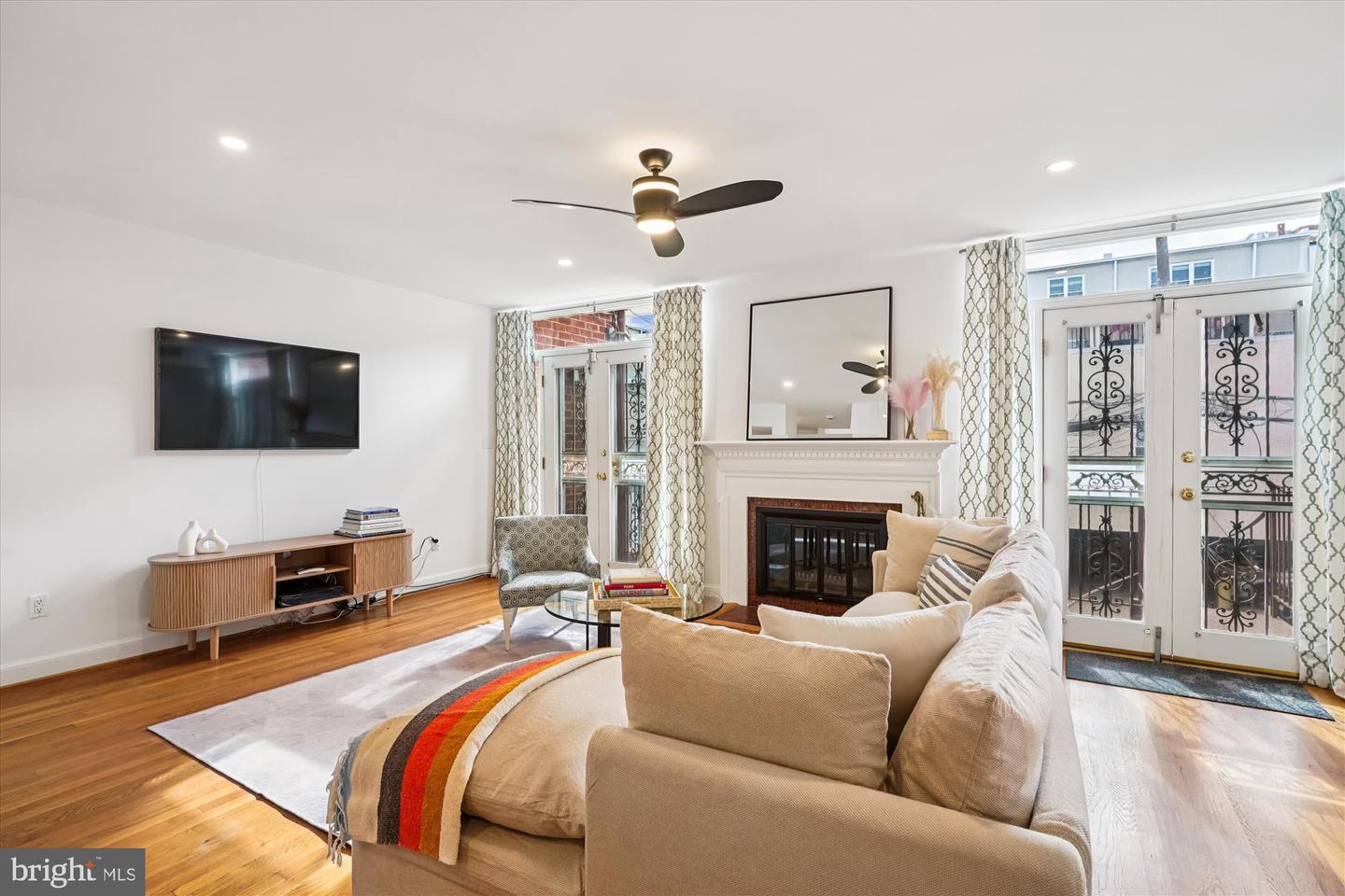 2646 WOODLEY PL NW #1/2, WASHINGTON, District Of Columbia 20008, 3 Bedrooms Bedrooms, ,2 BathroomsBathrooms,Residential,For sale,2646 WOODLEY PL NW #1/2,DCDC2226632 MLS # DCDC2226632