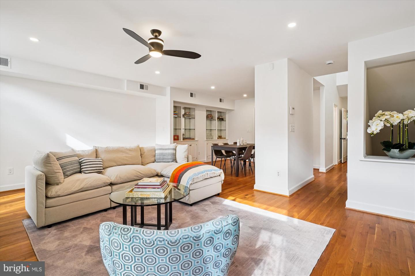 2646 WOODLEY PL NW #1/2, WASHINGTON, District Of Columbia 20008, 3 Bedrooms Bedrooms, ,2 BathroomsBathrooms,Residential,For sale,2646 WOODLEY PL NW #1/2,DCDC2226632 MLS # DCDC2226632