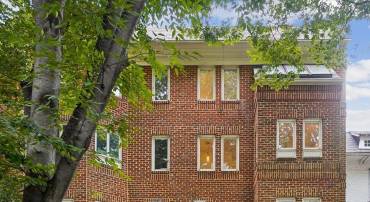 2646 WOODLEY PL NW #1/2, WASHINGTON, District Of Columbia 20008, 3 Bedrooms Bedrooms, ,2 BathroomsBathrooms,Residential,For sale,2646 WOODLEY PL NW #1/2,DCDC2226632 MLS # DCDC2226632