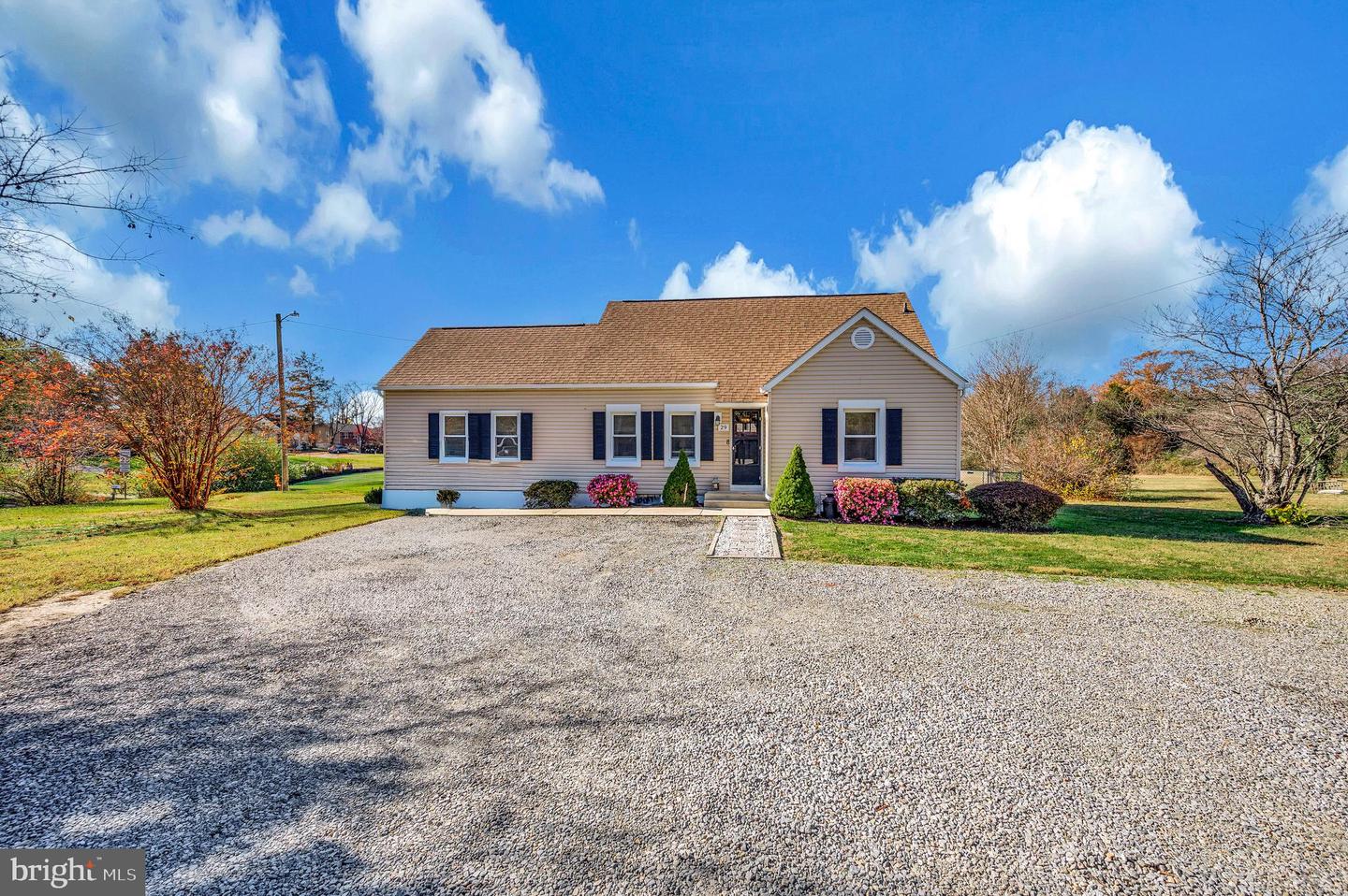 29 LEELAND RD, FREDERICKSBURG, Virginia 22405, 4 Bedrooms Bedrooms, ,2 BathroomsBathrooms,Residential,For sale,29 LEELAND RD,VAST2043436 MLS # VAST2043436