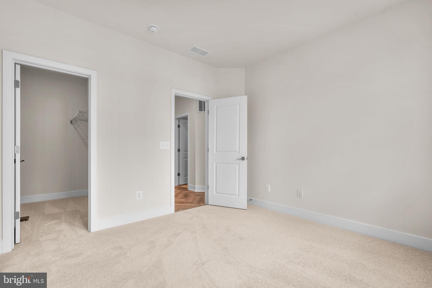 13724 AVIATION PL, HERNDON, Virginia 20171, 3 Bedrooms Bedrooms, ,2 BathroomsBathrooms,Residential,For sale,13724 AVIATION PL,VAFX2273976 MLS # VAFX2273976