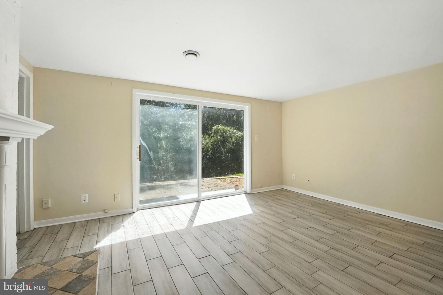 5206 EASTON DR, SPRINGFIELD, Virginia 22151, 5 Bedrooms Bedrooms, ,3 BathroomsBathrooms,Residential,For sale,5206 EASTON DR,VAFX2273980 MLS # VAFX2273980