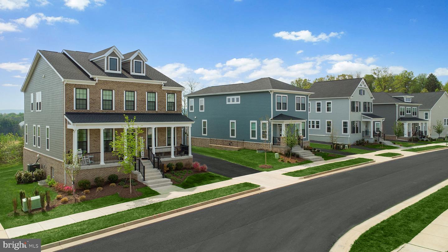 4251 MANOR DR, MARSHALL, Virginia 20115, 3 Bedrooms Bedrooms, ,3 BathroomsBathrooms,Residential,For sale,4251 MANOR DR,VAFQ2019354 MLS # VAFQ2019354