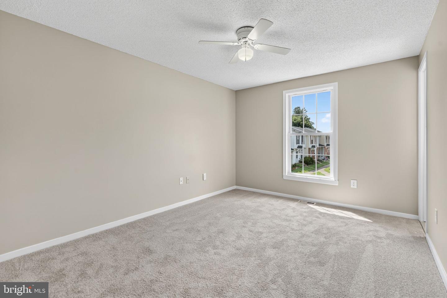 116 OAK TREE LN, WARRENTON, Virginia 20186, 3 Bedrooms Bedrooms, ,2 BathroomsBathrooms,Residential,For sale,116 OAK TREE LN,VAFQ2019356 MLS # VAFQ2019356