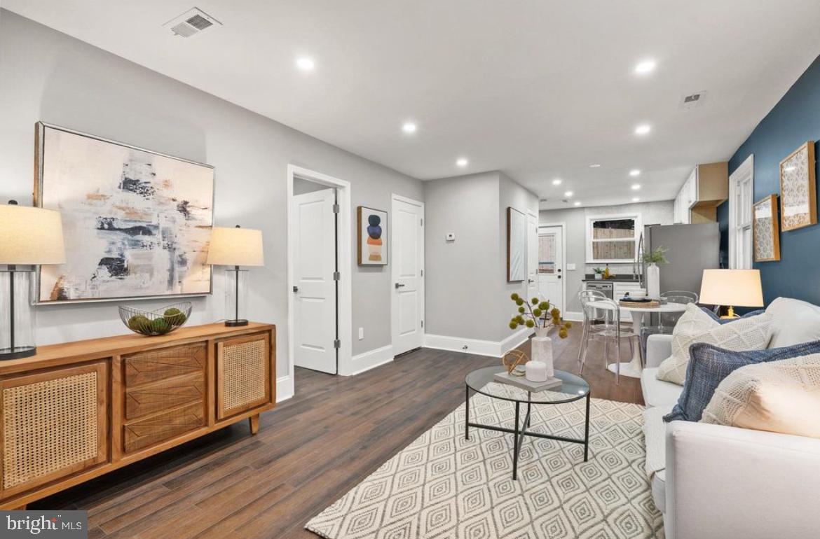 612 44TH ST NE, WASHINGTON, District Of Columbia 20019, 2 Bedrooms Bedrooms, ,2 BathroomsBathrooms,Residential,For sale,612 44TH ST NE,DCDC2226732 MLS # DCDC2226732