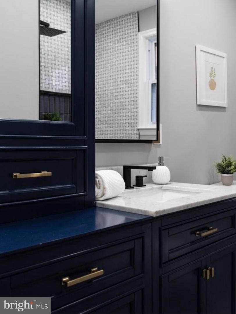612 44TH ST NE, WASHINGTON, District Of Columbia 20019, 2 Bedrooms Bedrooms, ,2 BathroomsBathrooms,Residential,For sale,612 44TH ST NE,DCDC2226732 MLS # DCDC2226732