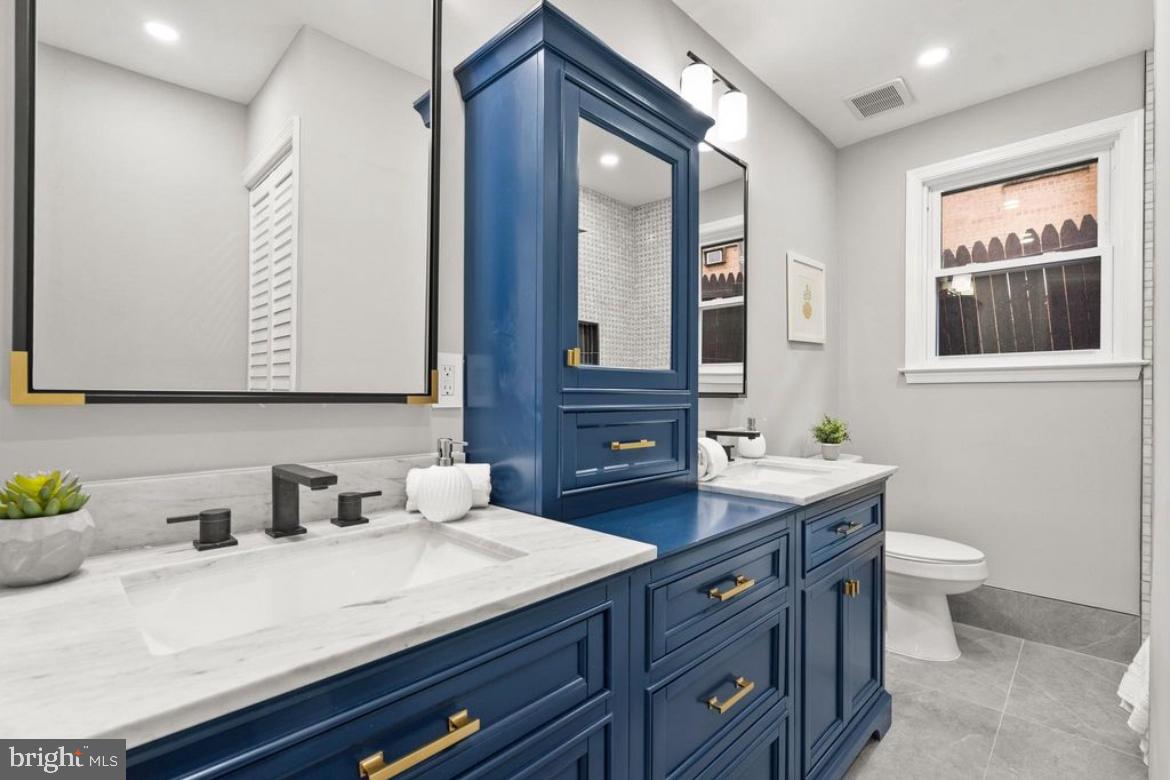 612 44TH ST NE, WASHINGTON, District Of Columbia 20019, 2 Bedrooms Bedrooms, ,2 BathroomsBathrooms,Residential,For sale,612 44TH ST NE,DCDC2226732 MLS # DCDC2226732