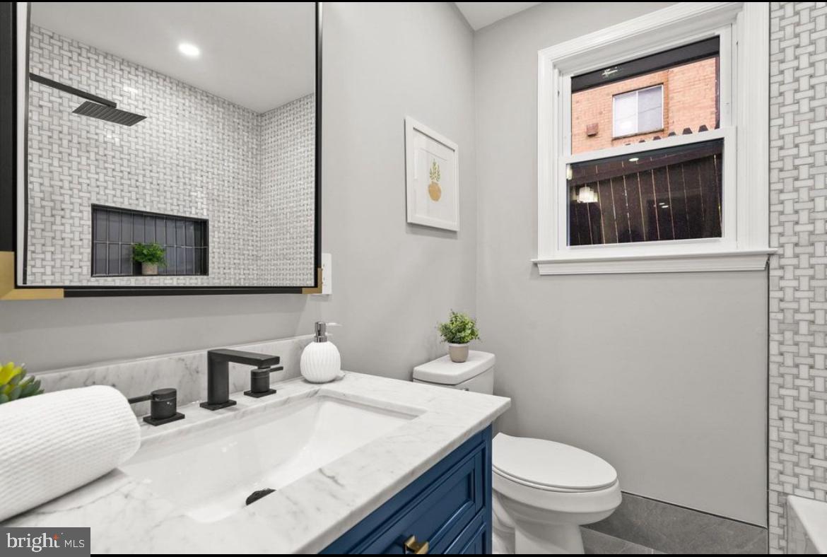612 44TH ST NE, WASHINGTON, District Of Columbia 20019, 2 Bedrooms Bedrooms, ,2 BathroomsBathrooms,Residential,For sale,612 44TH ST NE,DCDC2226732 MLS # DCDC2226732