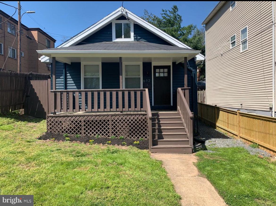 612 44TH ST NE, WASHINGTON, District Of Columbia 20019, 2 Bedrooms Bedrooms, ,2 BathroomsBathrooms,Residential,For sale,612 44TH ST NE,DCDC2226732 MLS # DCDC2226732