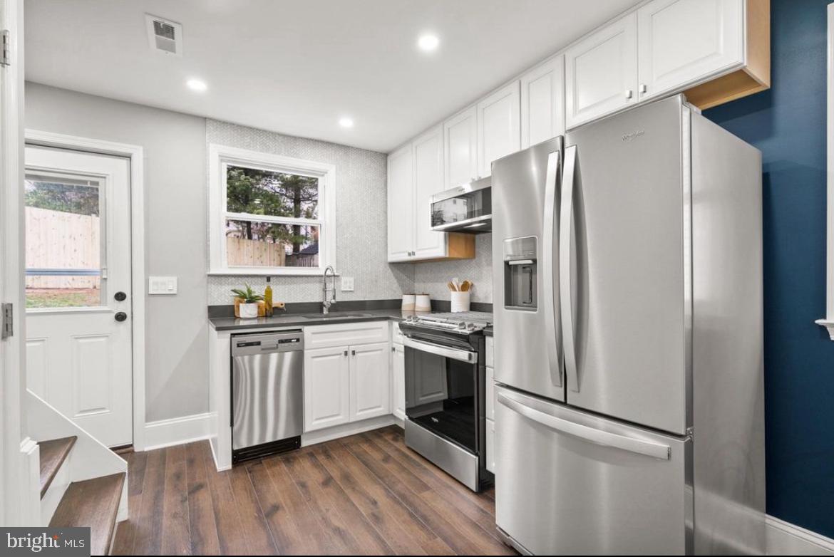 612 44TH ST NE, WASHINGTON, District Of Columbia 20019, 2 Bedrooms Bedrooms, ,2 BathroomsBathrooms,Residential,For sale,612 44TH ST NE,DCDC2226732 MLS # DCDC2226732