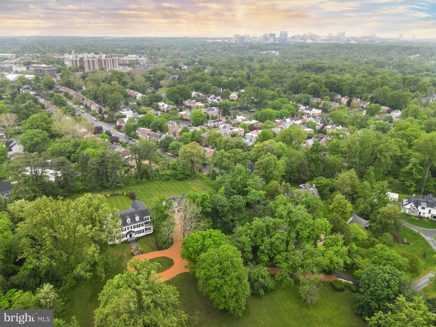 1031 PINE HILL RD, MCLEAN, Virginia 22101, 6 Bedrooms Bedrooms, ,5 BathroomsBathrooms,Residential,For sale,1031 PINE HILL RD,VAFX2071026 MLS # VAFX2071026