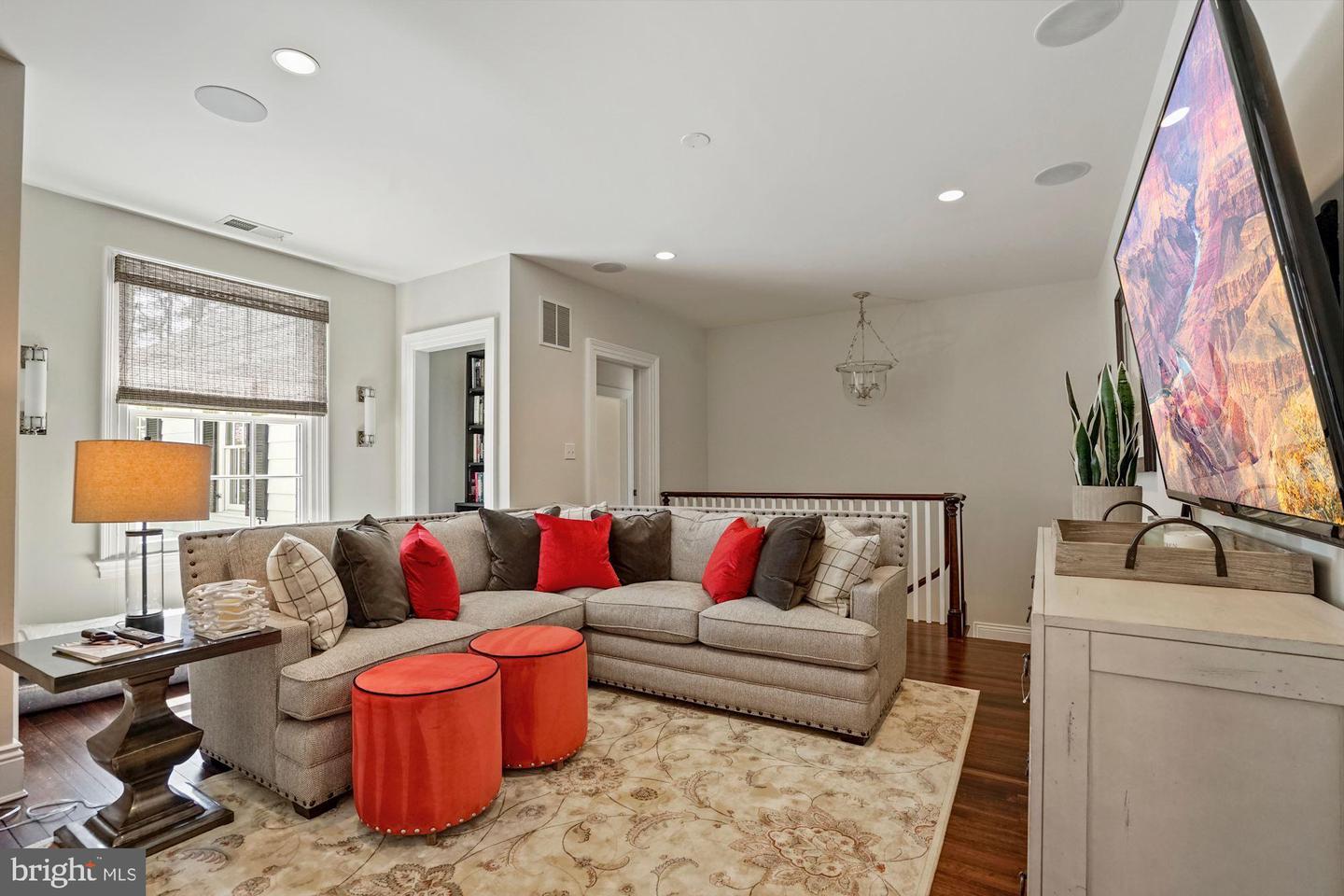 1031 PINE HILL RD, MCLEAN, Virginia 22101, 6 Bedrooms Bedrooms, ,5 BathroomsBathrooms,Residential,For sale,1031 PINE HILL RD,VAFX2071026 MLS # VAFX2071026