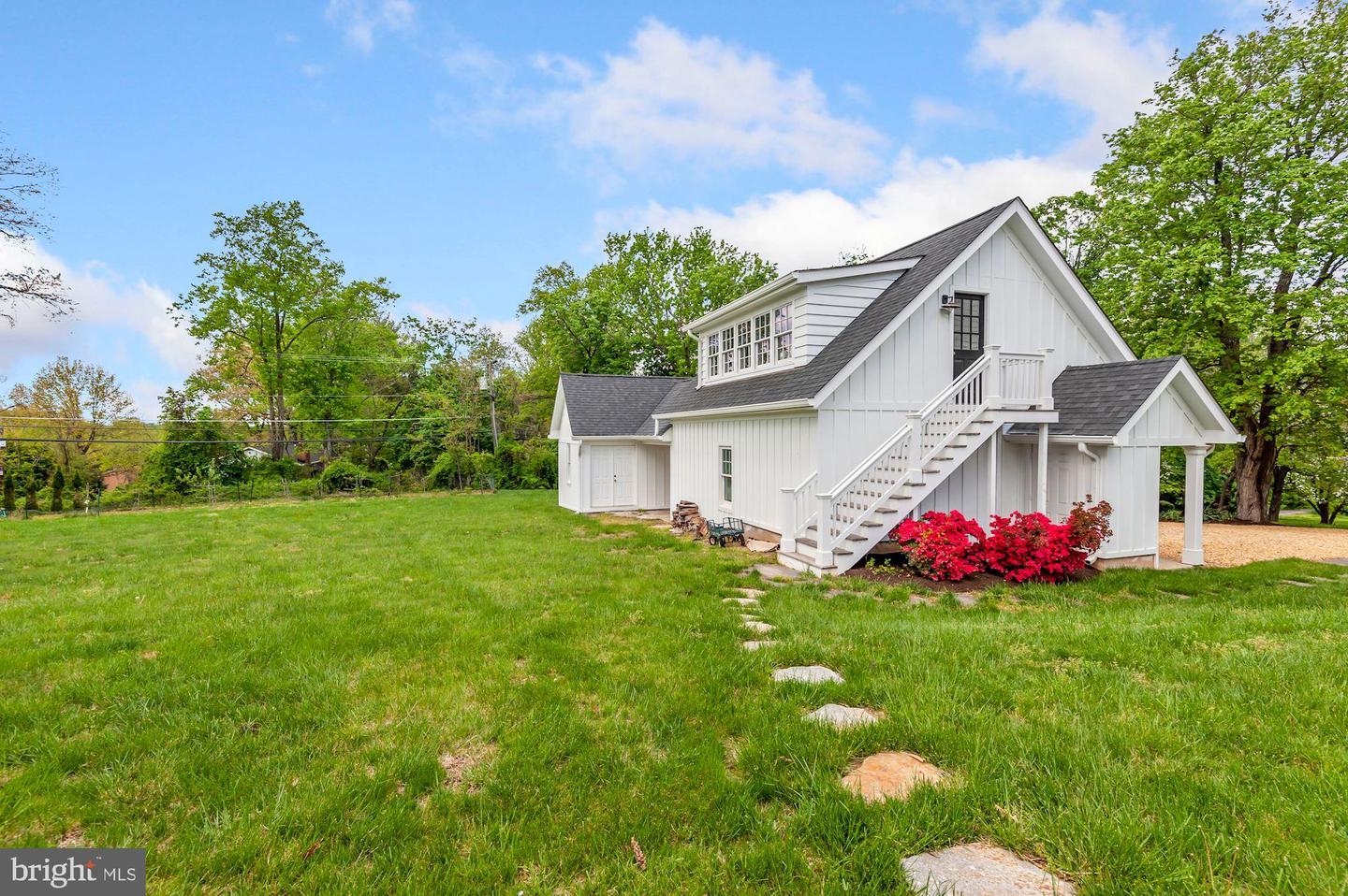 1031 PINE HILL RD, MCLEAN, Virginia 22101, 6 Bedrooms Bedrooms, ,5 BathroomsBathrooms,Residential,For sale,1031 PINE HILL RD,VAFX2071026 MLS # VAFX2071026