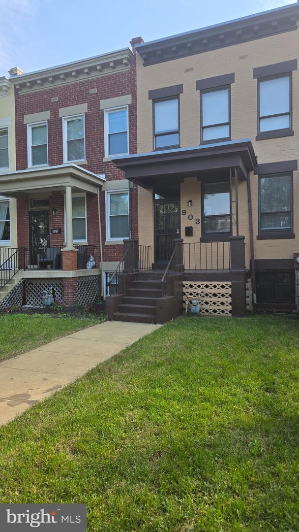 903 K ST NE, WASHINGTON, District Of Columbia 20002, 3 Bedrooms Bedrooms, ,1 BathroomBathrooms,Residential,For sale,903 K ST NE,DCDC2197678 MLS # DCDC2197678