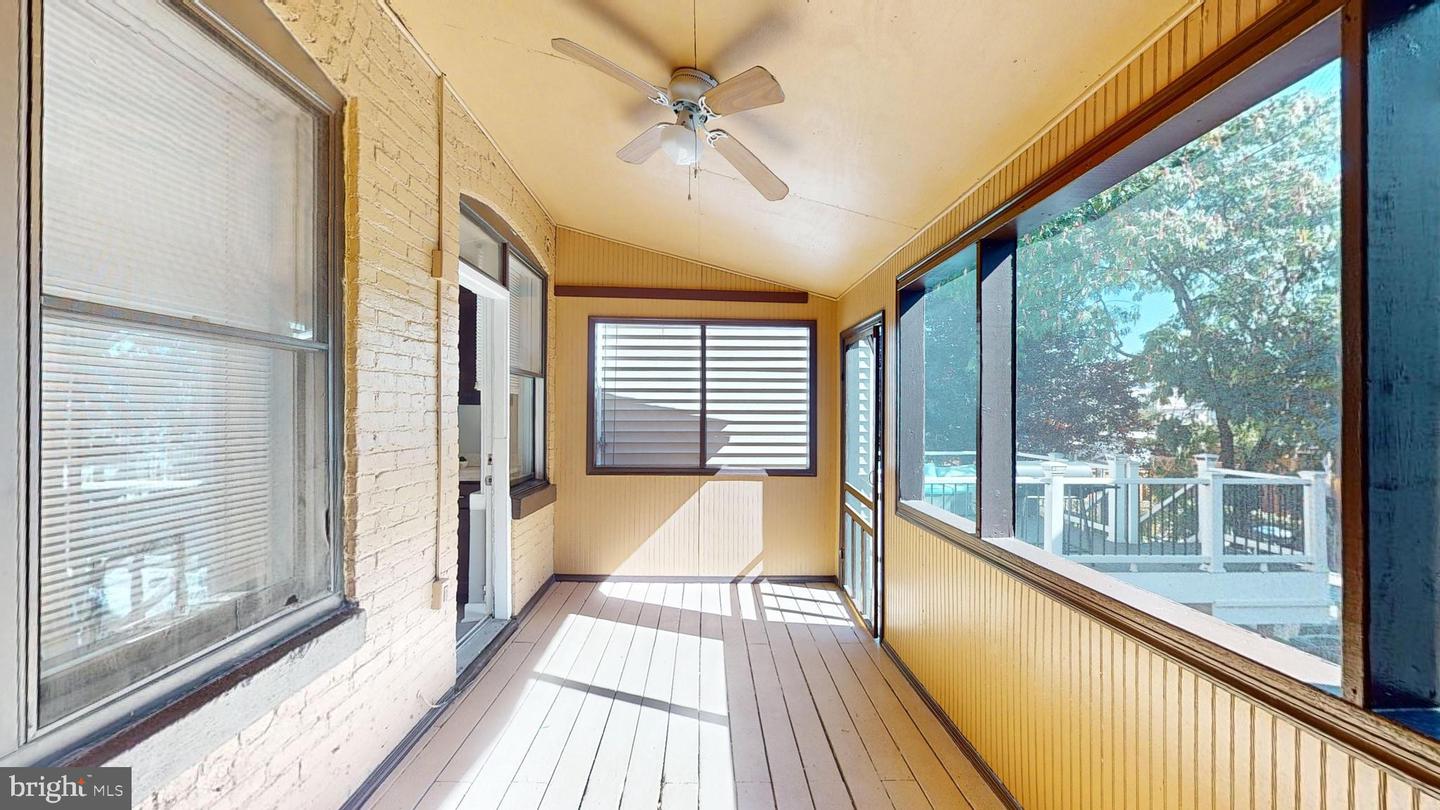 903 K ST NE, WASHINGTON, District Of Columbia 20002, 3 Bedrooms Bedrooms, ,1 BathroomBathrooms,Residential,For sale,903 K ST NE,DCDC2197678 MLS # DCDC2197678