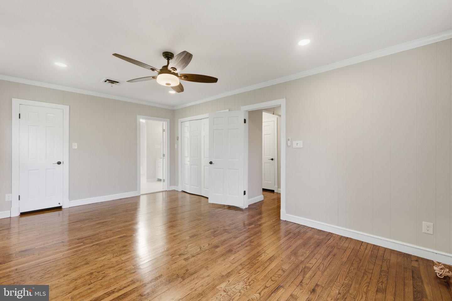 4801 FOX CHAPEL RD, FAIRFAX, Virginia 22030, 4 Bedrooms Bedrooms, ,4 BathroomsBathrooms,Residential,For sale,4801 FOX CHAPEL RD,VAFX2239052 MLS # VAFX2239052