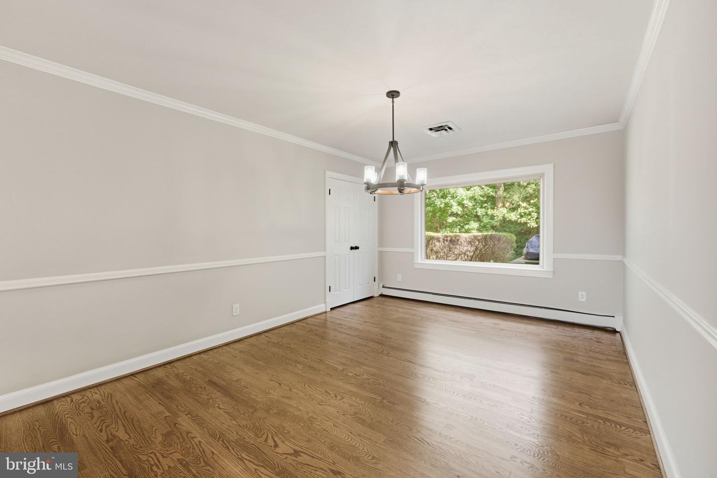 4801 FOX CHAPEL RD, FAIRFAX, Virginia 22030, 4 Bedrooms Bedrooms, ,4 BathroomsBathrooms,Residential,For sale,4801 FOX CHAPEL RD,VAFX2239052 MLS # VAFX2239052