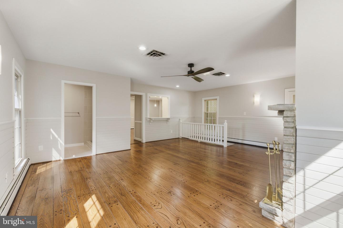 4801 FOX CHAPEL RD, FAIRFAX, Virginia 22030, 4 Bedrooms Bedrooms, ,4 BathroomsBathrooms,Residential,For sale,4801 FOX CHAPEL RD,VAFX2239052 MLS # VAFX2239052