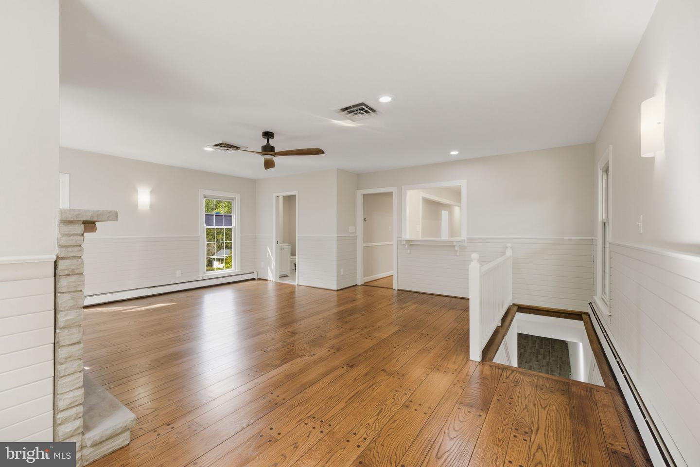 4801 FOX CHAPEL RD, FAIRFAX, Virginia 22030, 4 Bedrooms Bedrooms, ,4 BathroomsBathrooms,Residential,For sale,4801 FOX CHAPEL RD,VAFX2239052 MLS # VAFX2239052