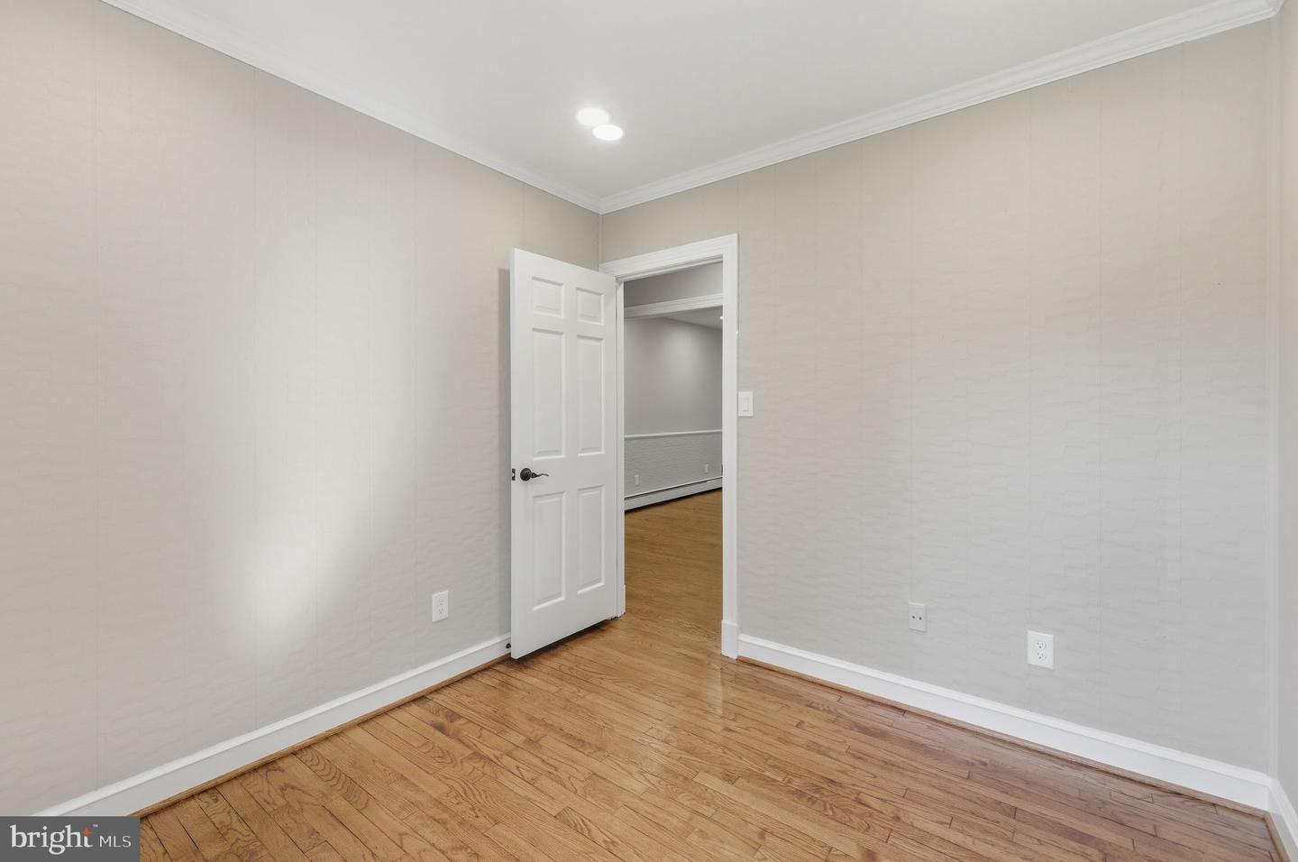 4801 FOX CHAPEL RD, FAIRFAX, Virginia 22030, 4 Bedrooms Bedrooms, ,4 BathroomsBathrooms,Residential,For sale,4801 FOX CHAPEL RD,VAFX2239052 MLS # VAFX2239052