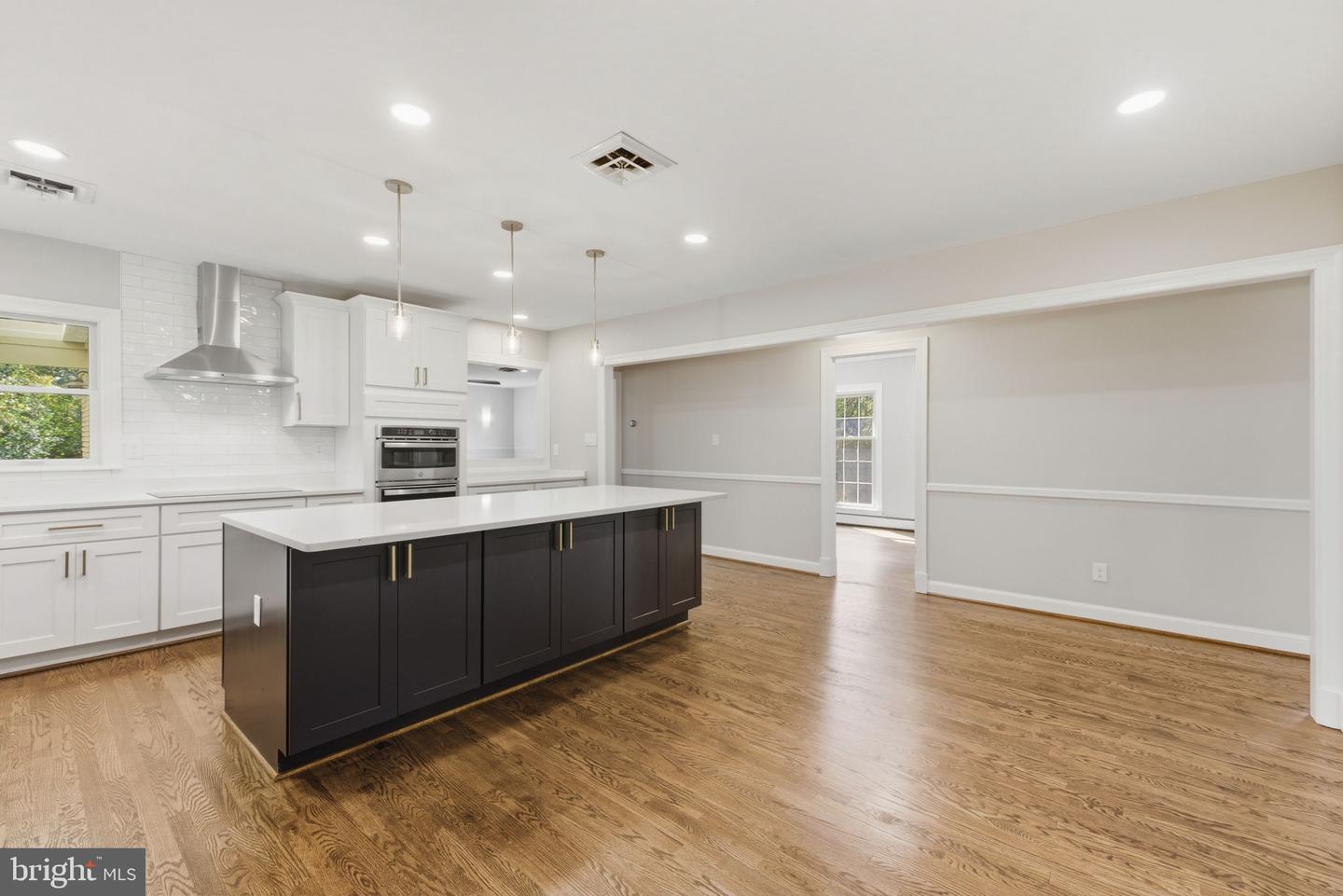4801 FOX CHAPEL RD, FAIRFAX, Virginia 22030, 4 Bedrooms Bedrooms, ,4 BathroomsBathrooms,Residential,For sale,4801 FOX CHAPEL RD,VAFX2239052 MLS # VAFX2239052