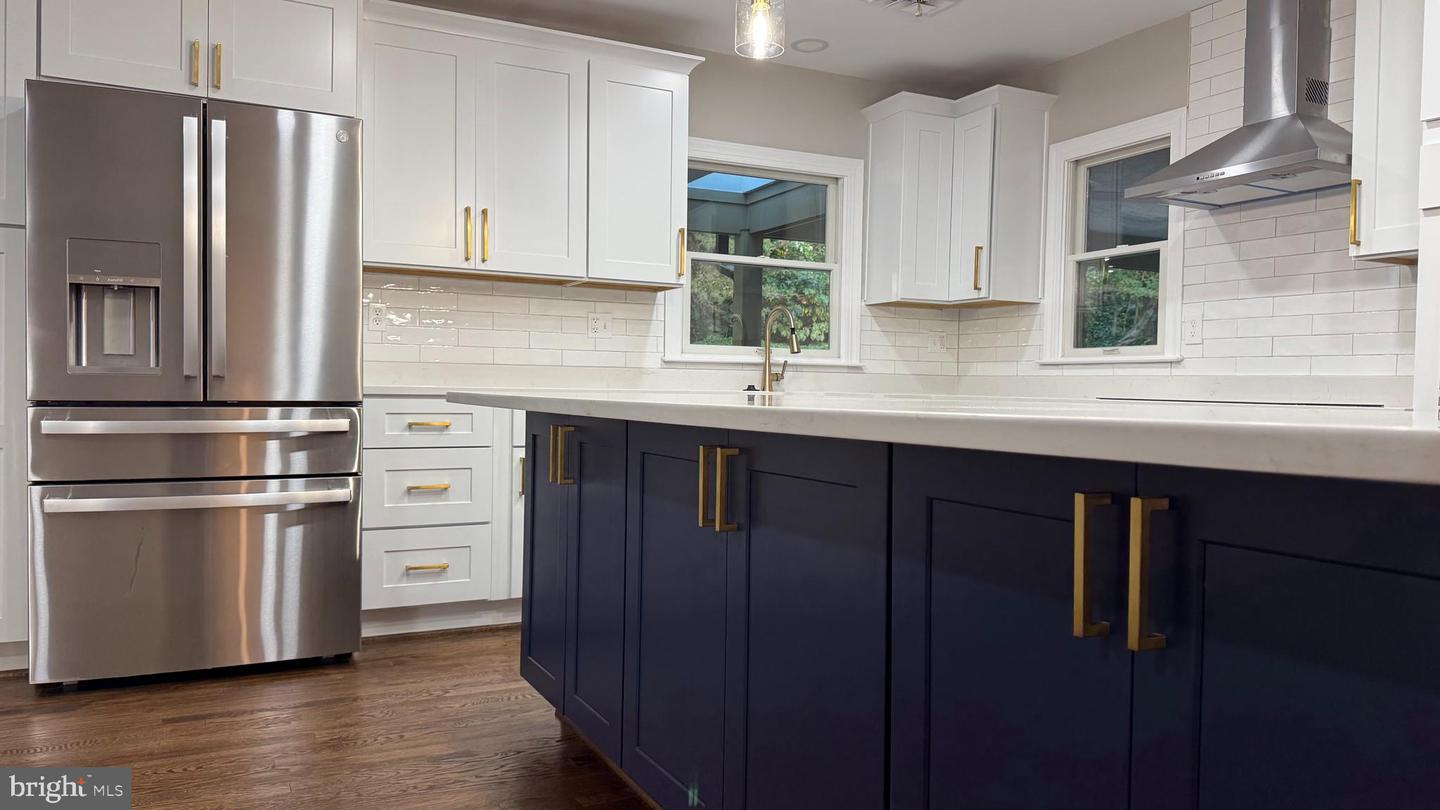 4801 FOX CHAPEL RD, FAIRFAX, Virginia 22030, 4 Bedrooms Bedrooms, ,4 BathroomsBathrooms,Residential,For sale,4801 FOX CHAPEL RD,VAFX2239052 MLS # VAFX2239052
