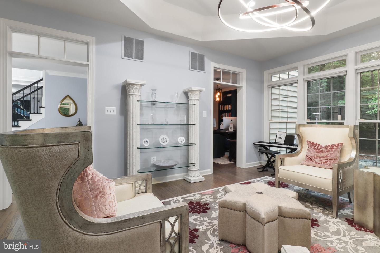 8197 COTTAGE ROSE CT, FAIRFAX STATION, Virginia 22039, 5 Bedrooms Bedrooms, ,4 BathroomsBathrooms,Residential,For sale,8197 COTTAGE ROSE CT,VAFX2239878 MLS # VAFX2239878