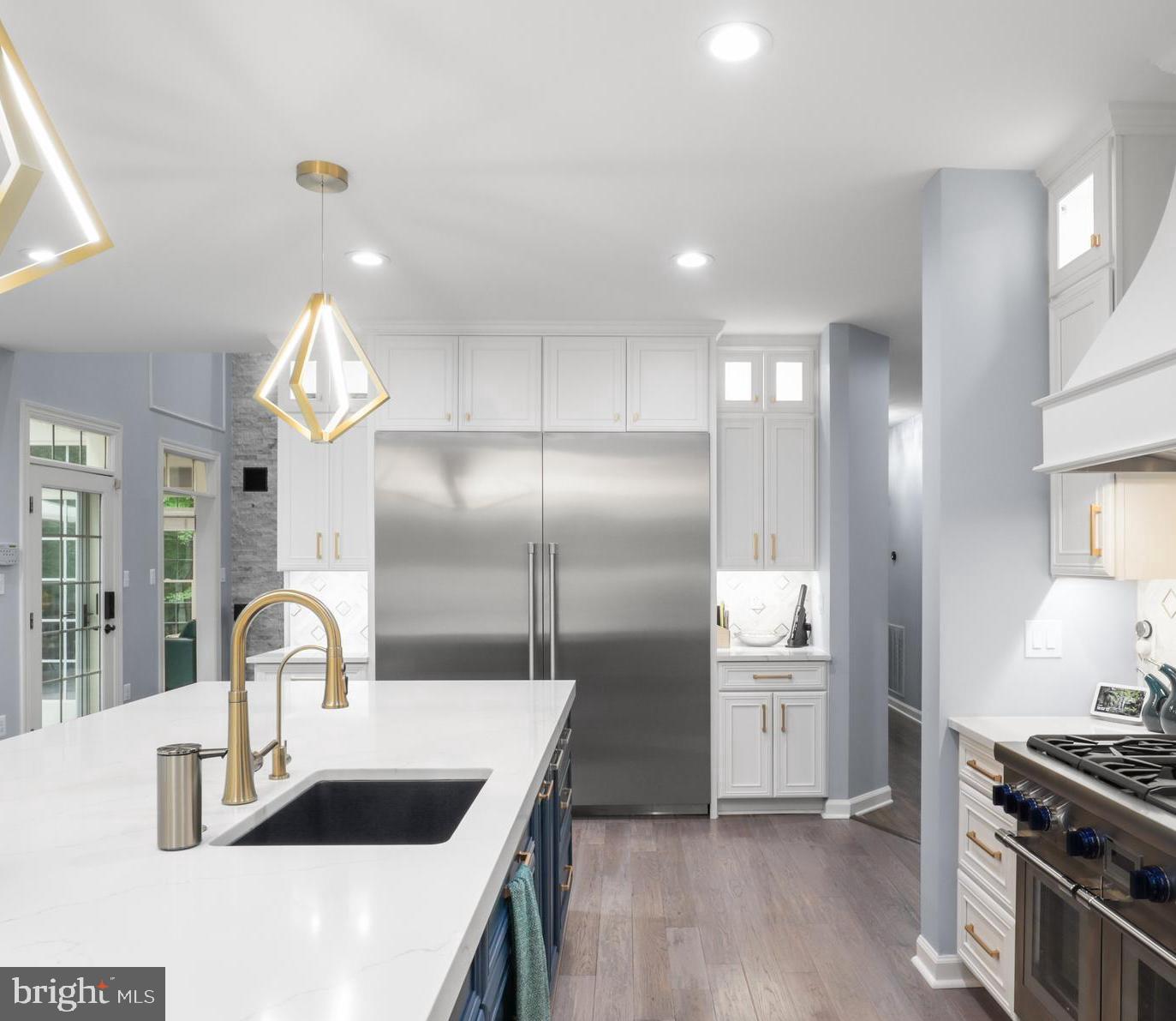 8197 COTTAGE ROSE CT, FAIRFAX STATION, Virginia 22039, 5 Bedrooms Bedrooms, ,4 BathroomsBathrooms,Residential,For sale,8197 COTTAGE ROSE CT,VAFX2239878 MLS # VAFX2239878
