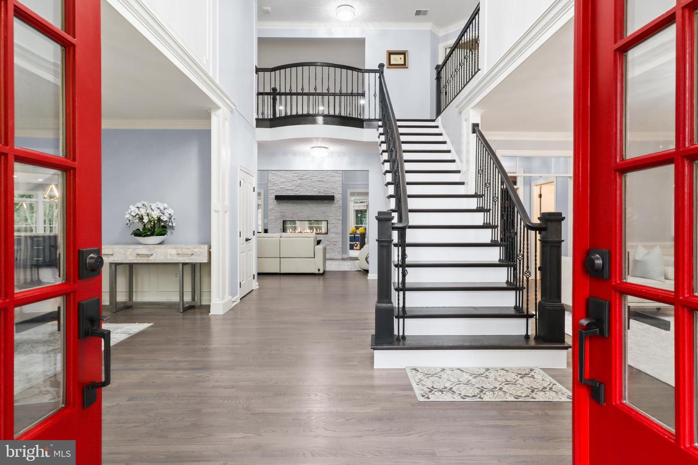 8197 COTTAGE ROSE CT, FAIRFAX STATION, Virginia 22039, 5 Bedrooms Bedrooms, ,4 BathroomsBathrooms,Residential,For sale,8197 COTTAGE ROSE CT,VAFX2239878 MLS # VAFX2239878
