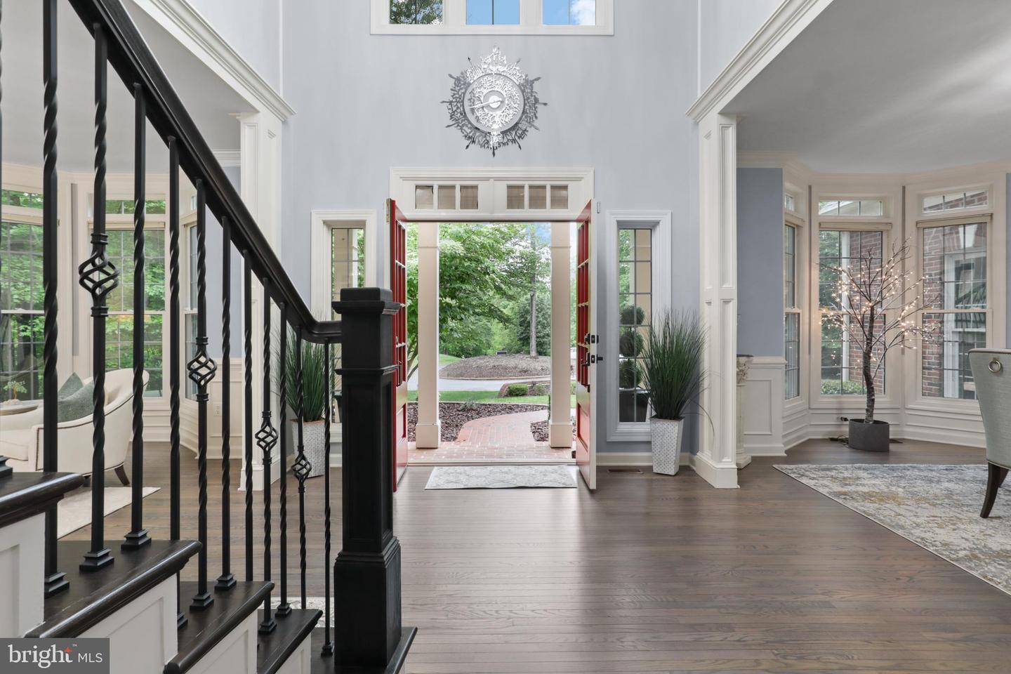 8197 COTTAGE ROSE CT, FAIRFAX STATION, Virginia 22039, 5 Bedrooms Bedrooms, ,4 BathroomsBathrooms,Residential,For sale,8197 COTTAGE ROSE CT,VAFX2239878 MLS # VAFX2239878