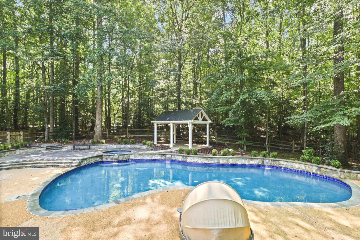8197 COTTAGE ROSE CT, FAIRFAX STATION, Virginia 22039, 5 Bedrooms Bedrooms, ,4 BathroomsBathrooms,Residential,For sale,8197 COTTAGE ROSE CT,VAFX2239878 MLS # VAFX2239878