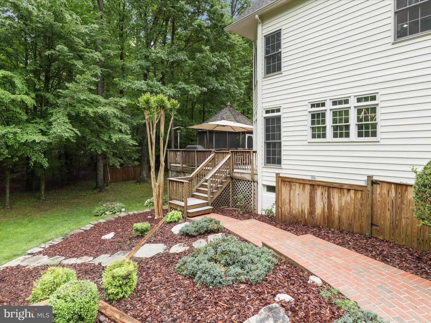 8197 COTTAGE ROSE CT, FAIRFAX STATION, Virginia 22039, 5 Bedrooms Bedrooms, ,4 BathroomsBathrooms,Residential,For sale,8197 COTTAGE ROSE CT,VAFX2239878 MLS # VAFX2239878